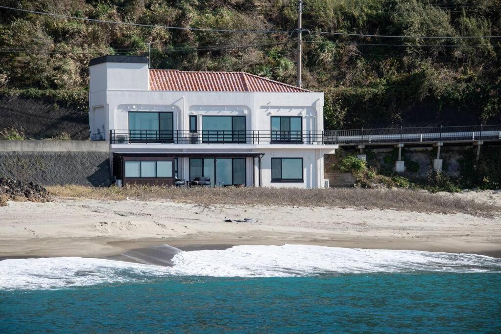 Blue Ark Villa Izu  Bagian luar foto